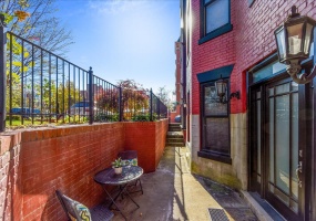 Welcome to 1300 Kenyon Street NW #1 with private entrance 